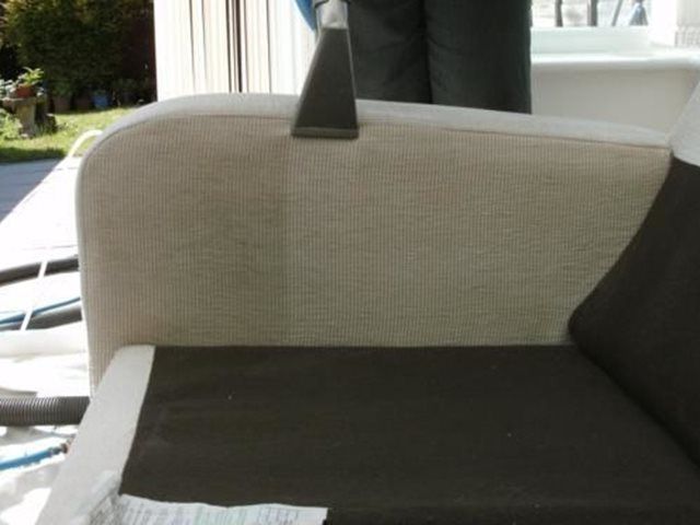 sofa-cleaning-2
